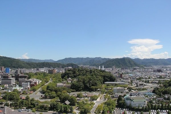 🌳 가메야마 공원 산정광장(카메야마 코엔 산초 히로바)